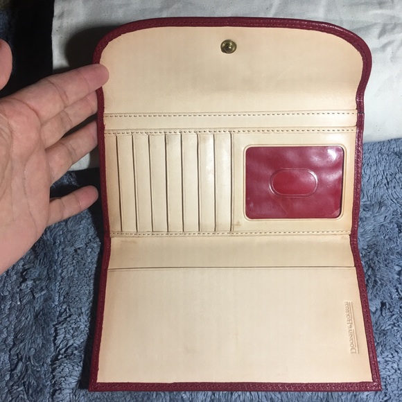 Dooney & Bourke Leather Dillen Continental Wallet - Picture 4 of 8